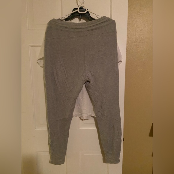 Athleta joggers - Picture 3 of 3